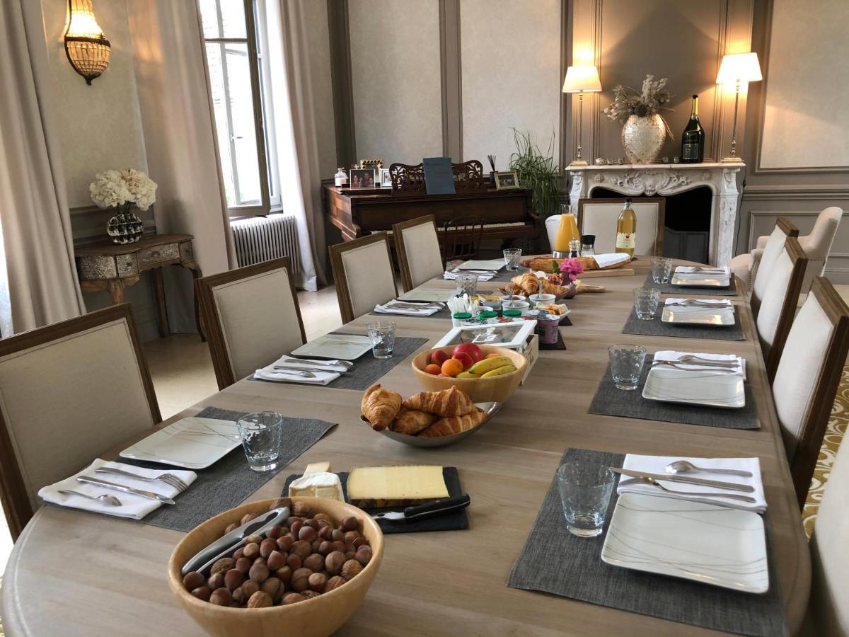 Le Chateau D'Hermonville B&B / Chambres D'Hotes エクステリア 写真