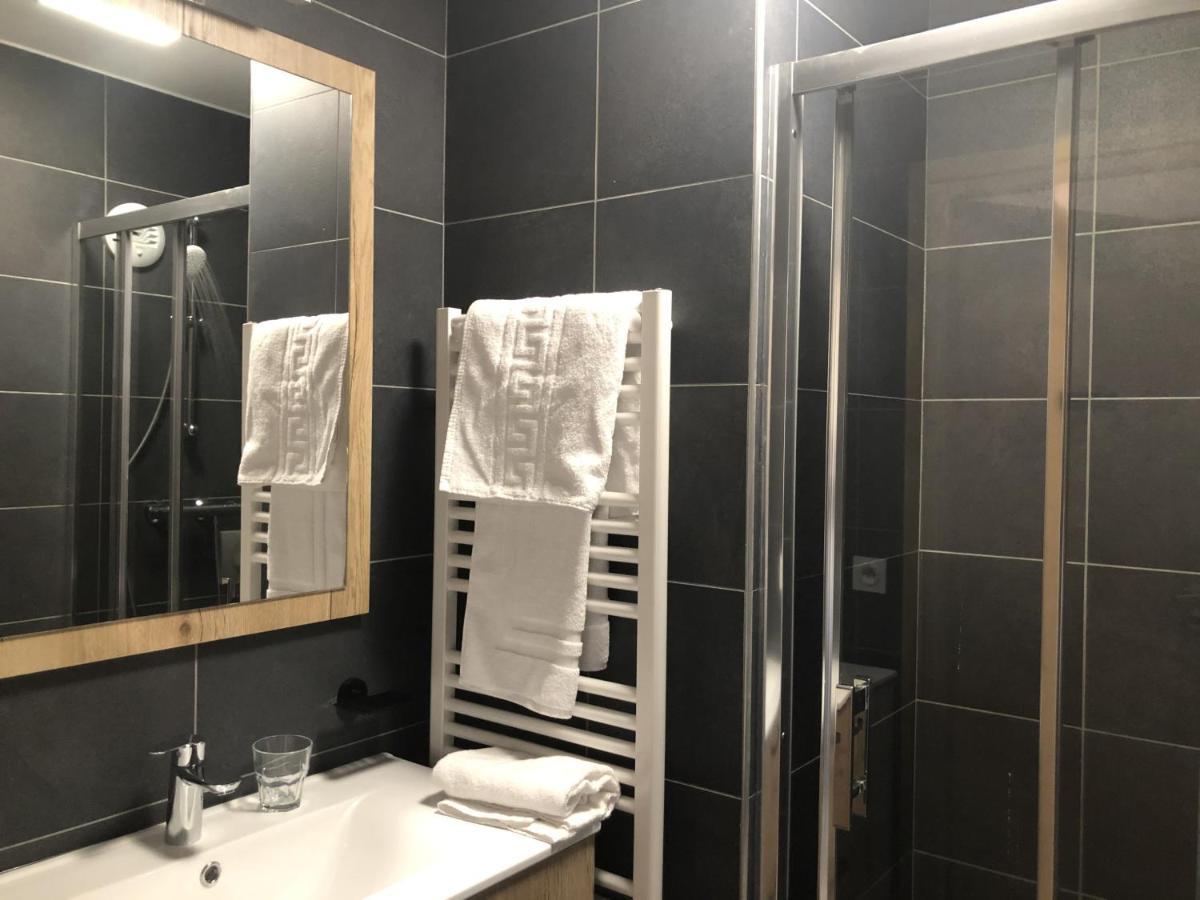 Le Chateau D'Hermonville B&B / Chambres D'Hotes エクステリア 写真