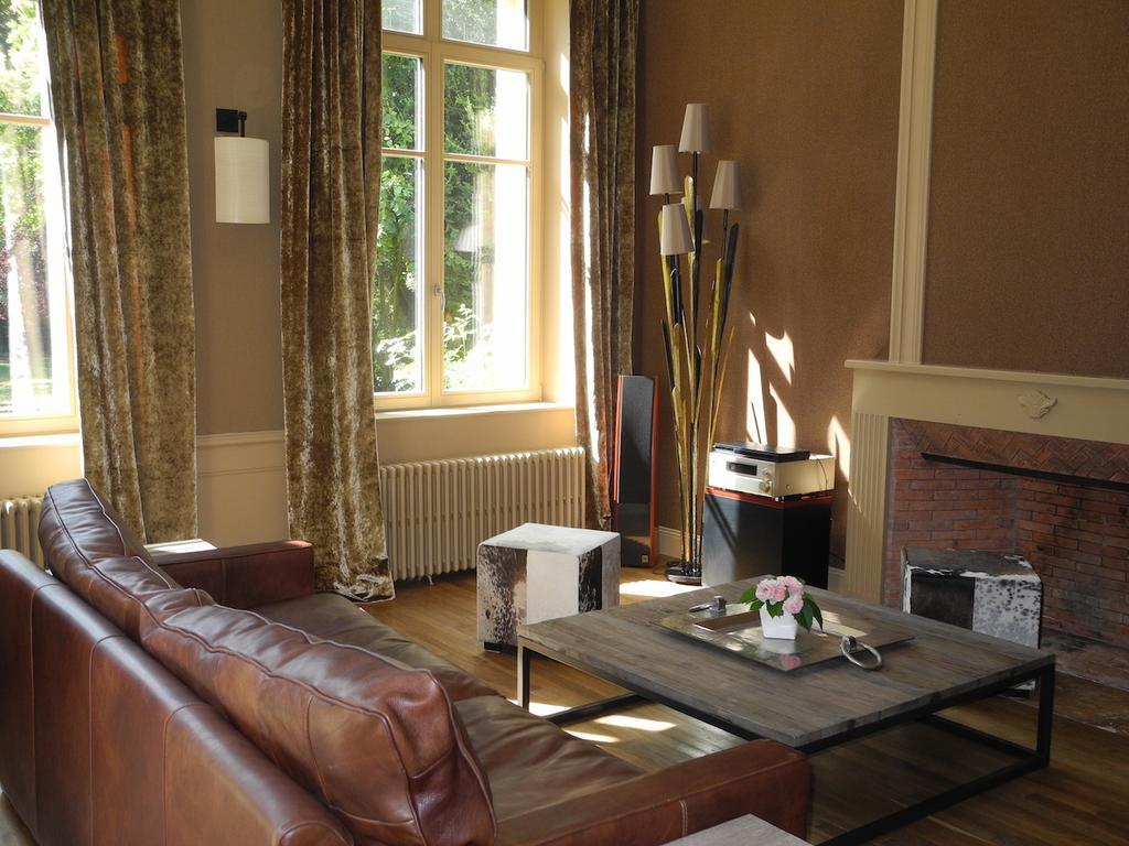 Le Chateau D'Hermonville B&B / Chambres D'Hotes エクステリア 写真
