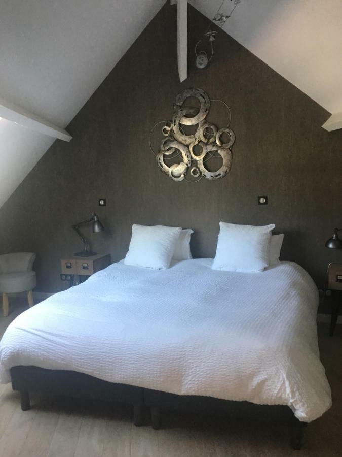 Le Chateau D'Hermonville B&B / Chambres D'Hotes エクステリア 写真