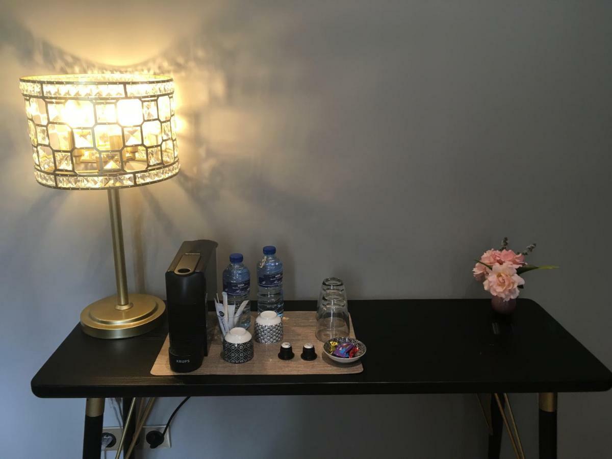 Le Chateau D'Hermonville B&B / Chambres D'Hotes エクステリア 写真